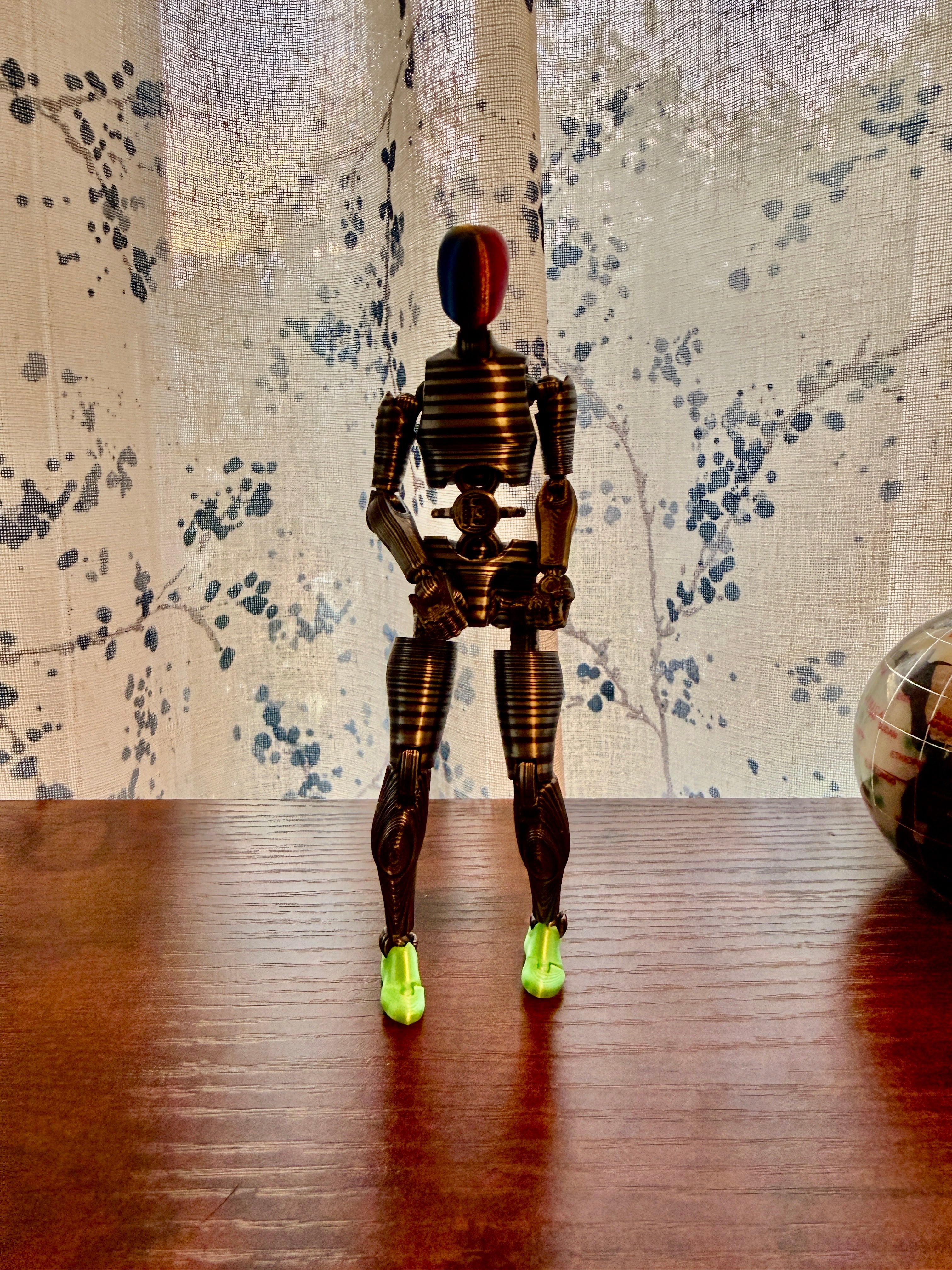Lucky Swap Bot — Confetti Head